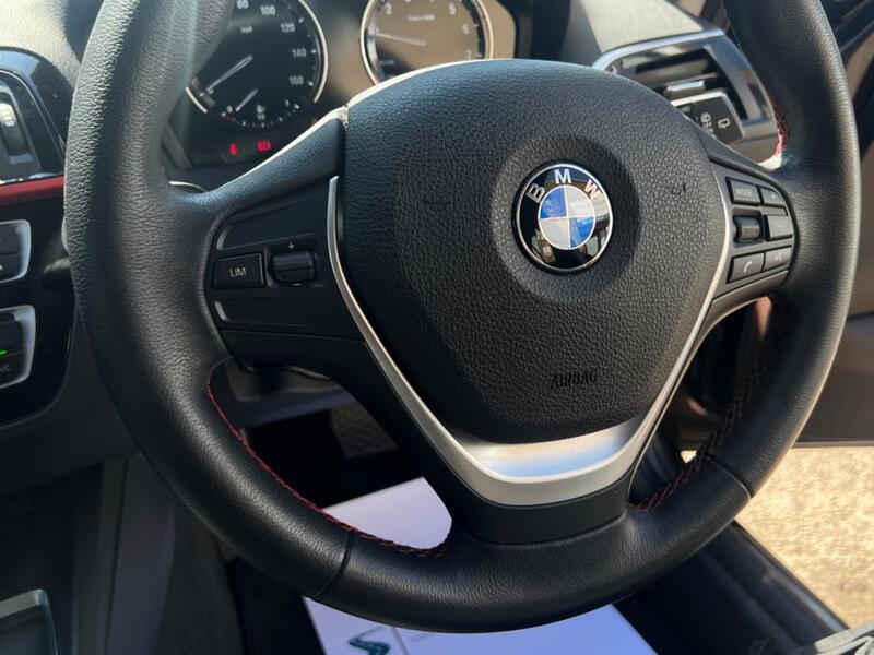 BMW 1 SERIES