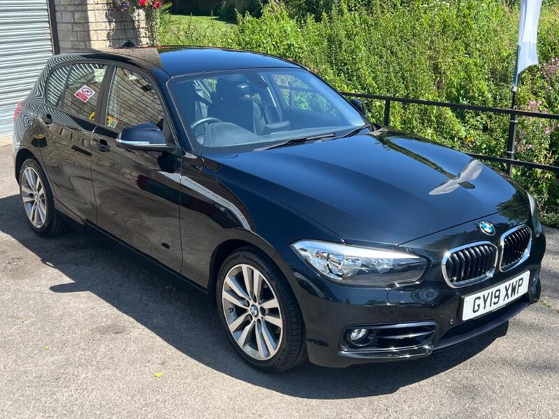 BMW 1 SERIES