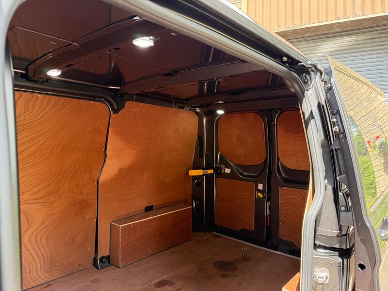 FORD TRANSIT CUSTOM