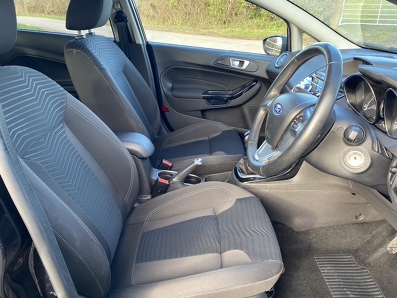 FORD FIESTA
